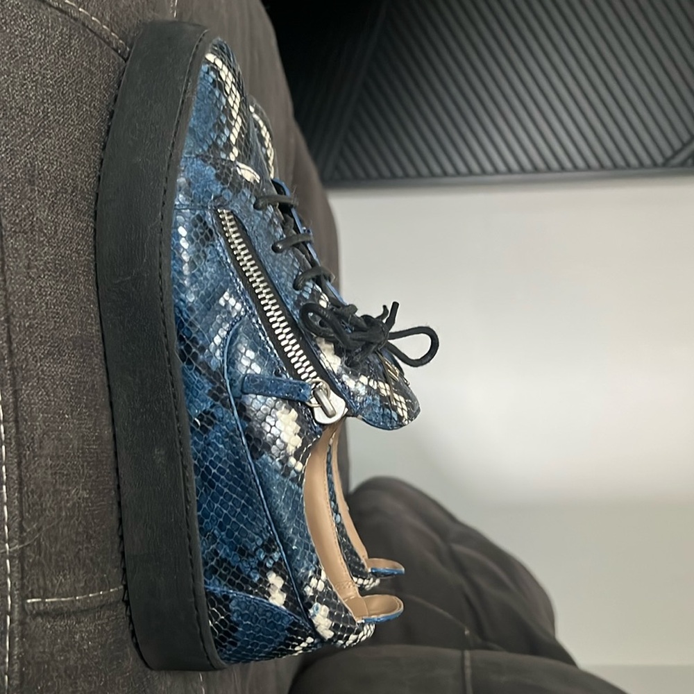 Giuseppe Blue Snakeskin Shoes